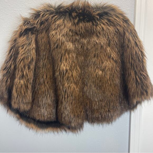 Halogen Faux Fur Capelet One Size, BROWN FOX jacket - Picture 7 of 9